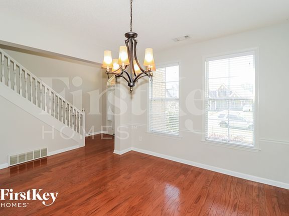 5th image of 1432 Sutton Meadow Ln