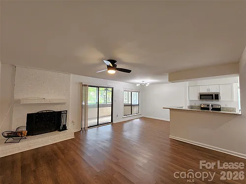 5721 Dockside Dr Photo 1 5721 Dockside Dr Photo 1