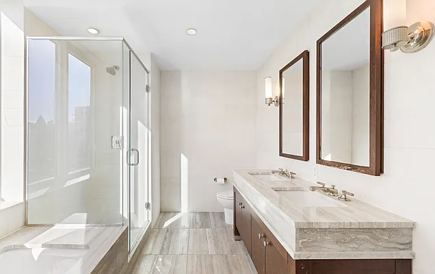 Sold by Nest Seekers International | media 8