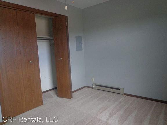 5th image of 505 Chestnut St APT F
