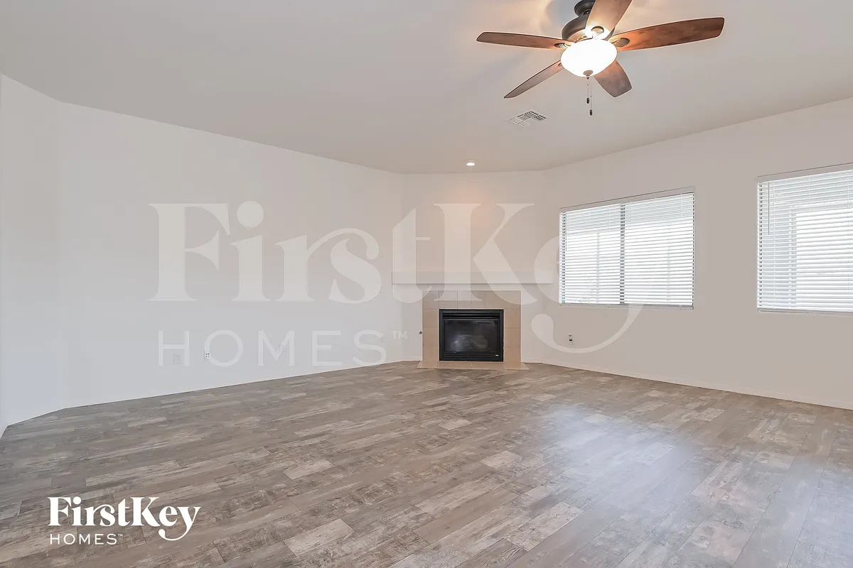 Building Photo - 11549 W Amber Stone Dr