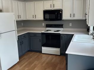 718 Westside Dr, Iowa City, IA 52246