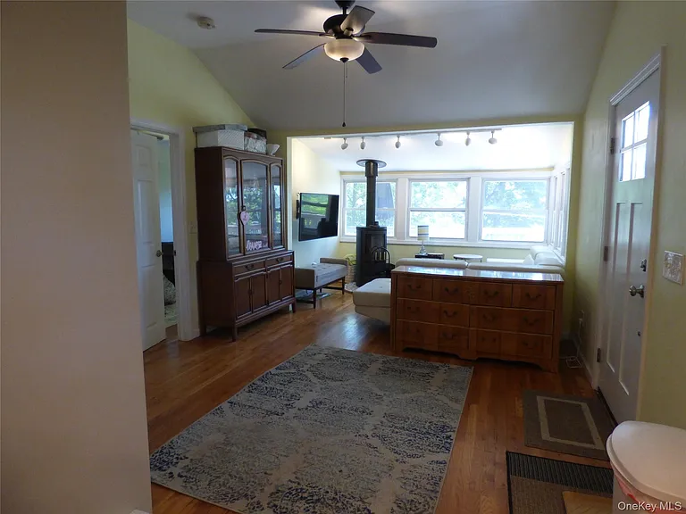 156 Brook Trl — Photo 6