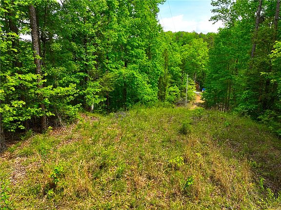 5th image of 183 Chauga Valley Rd