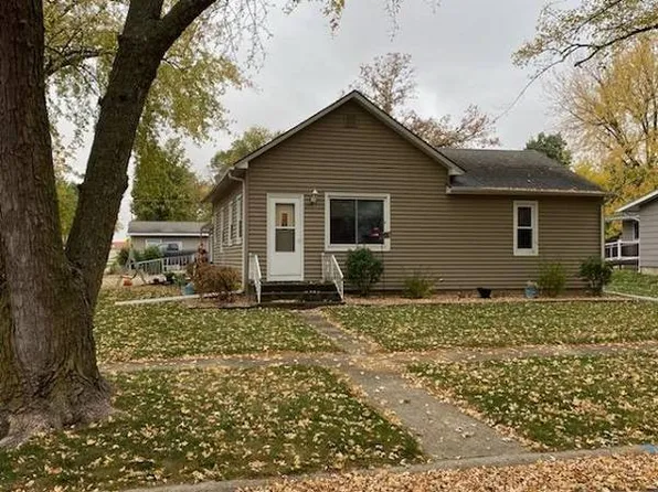 324 S 13th St, Sac City, IA 50583