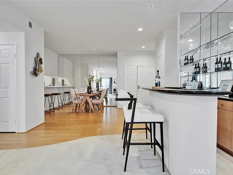 1800 Butler Ave #104 — Photo 9