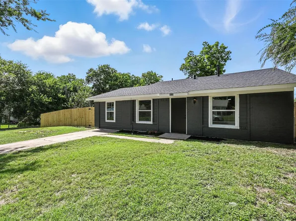 4225 Rust College Dr, Dallas, TX 75241