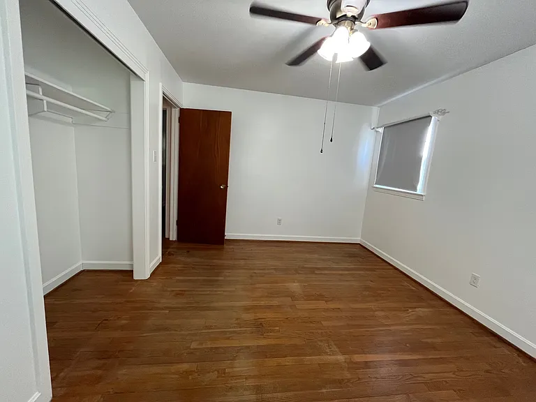 513 E Main St — Photo 16