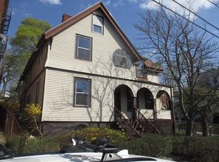 31 Tudor St, Lynn, MA 01902