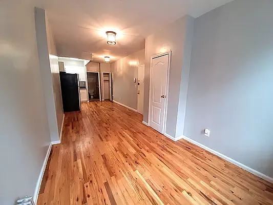 Rented by Friedman Mayer, LREB | media 15