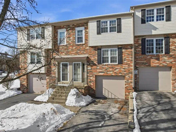 3073 Meadow Brook Ct, Gibsonia, PA 15044