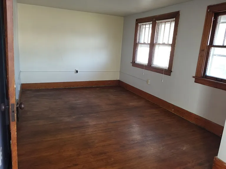 119 Mohawk St — Photo 8