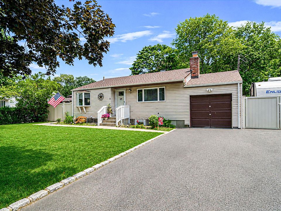 2nd image of 31 Sarah Drive