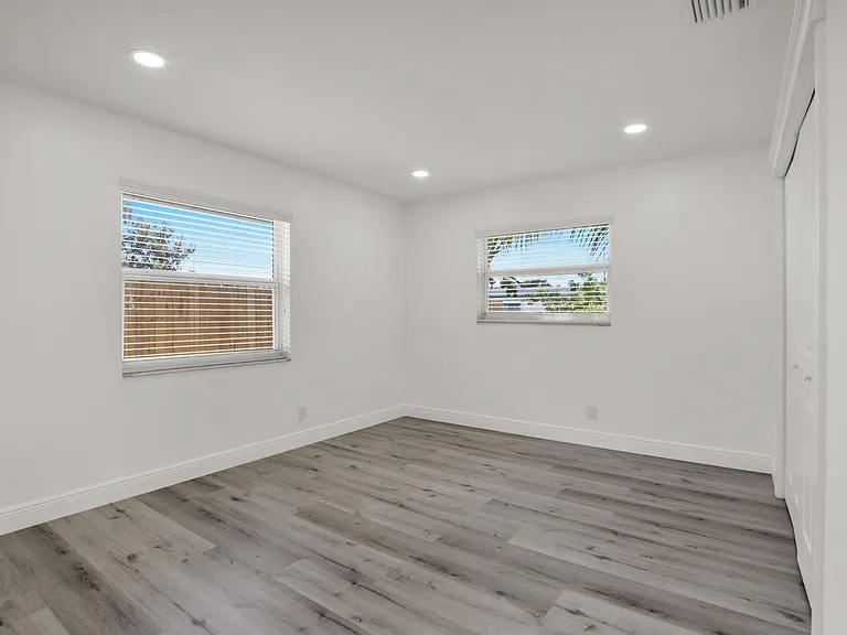 3421 NE 5th Ave #C — Photo 12