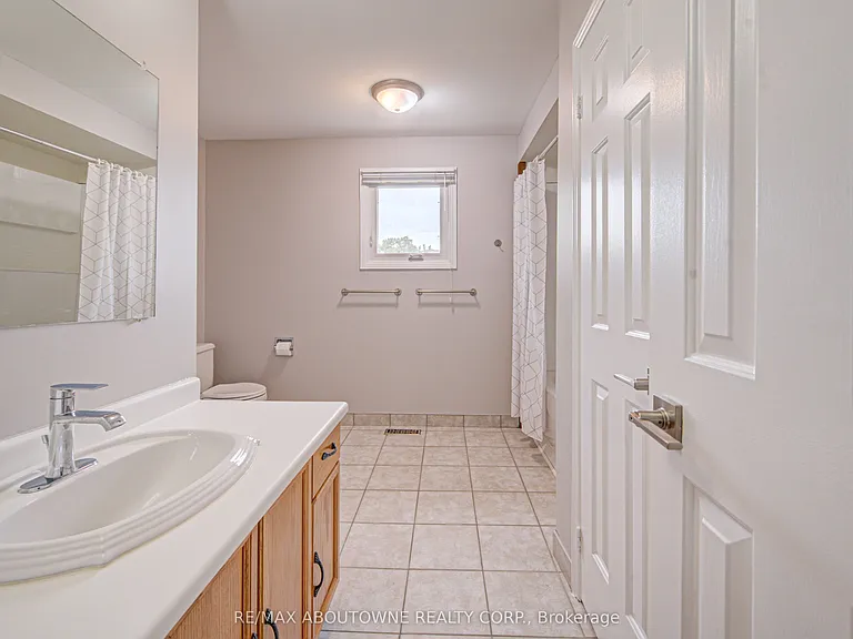 426 Parklane Rd — Photo 25