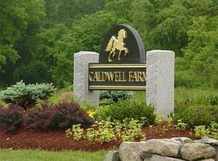 113 Caldwell Farm Rd UNIT 113, Newbury, MA 01922