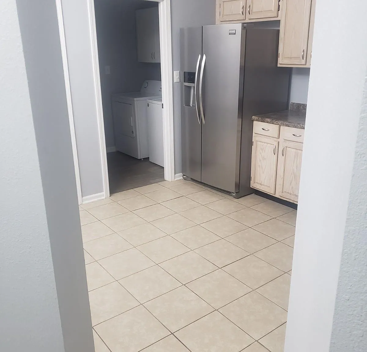 2 bed, 1049 sqft, $1,500 — Photo 3