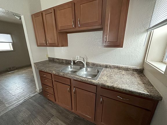 3rd image of 213 N Fairfax Ave #11543762