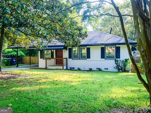 753 Commodore Dr NW, Atlanta, GA 30318
