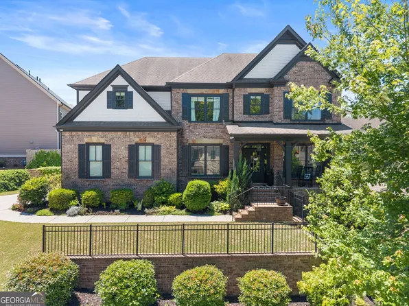 1500 Ashbury Park Dr, Hoschton, GA 30548