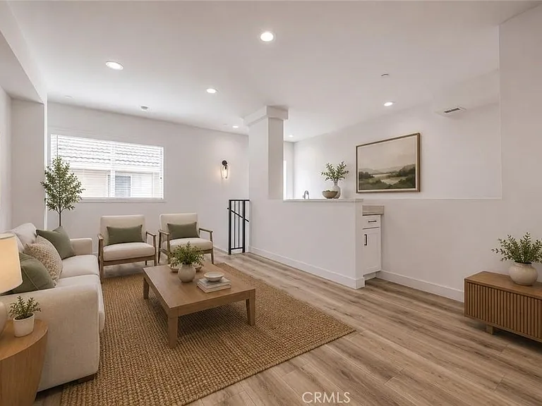 14662 W Sara Ln — Photo 9