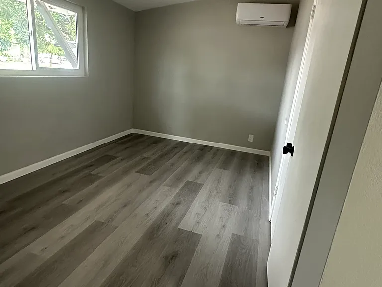 5209 La Madera Ave — Photo 7
