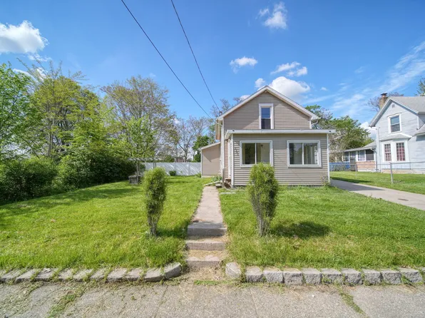 1702 Teneyck St, Jackson, MI 49203