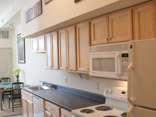 825 W Spruce St APT 100