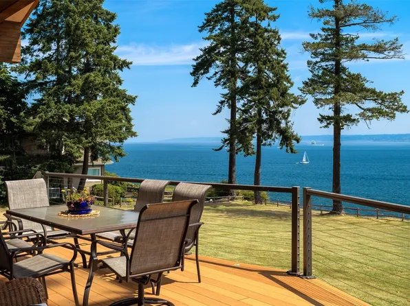 23712 Jefferson Point Road NE, Kingston, WA 98346