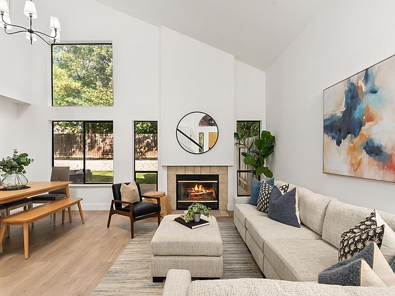 4th image of 3537 Pinehill Way