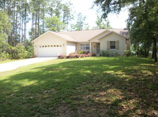 251 Riley Lake Dr, Hawthorne, FL 32640