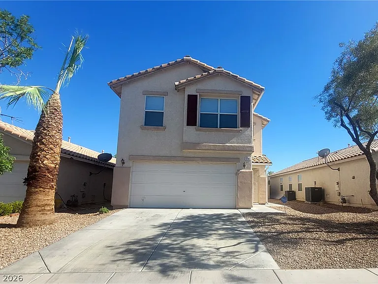 5745 W Dewey Dr — Photo 2