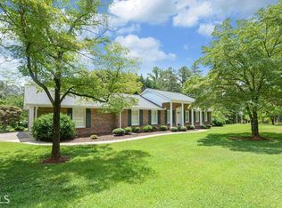 10 Addington Ct, Toccoa, GA 30577