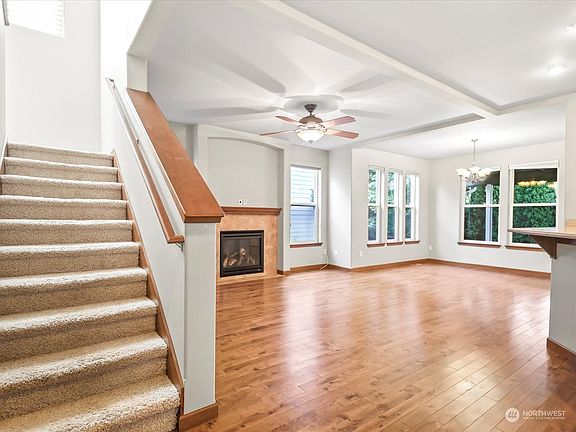 5th image of 4525 Helena Avenue SE