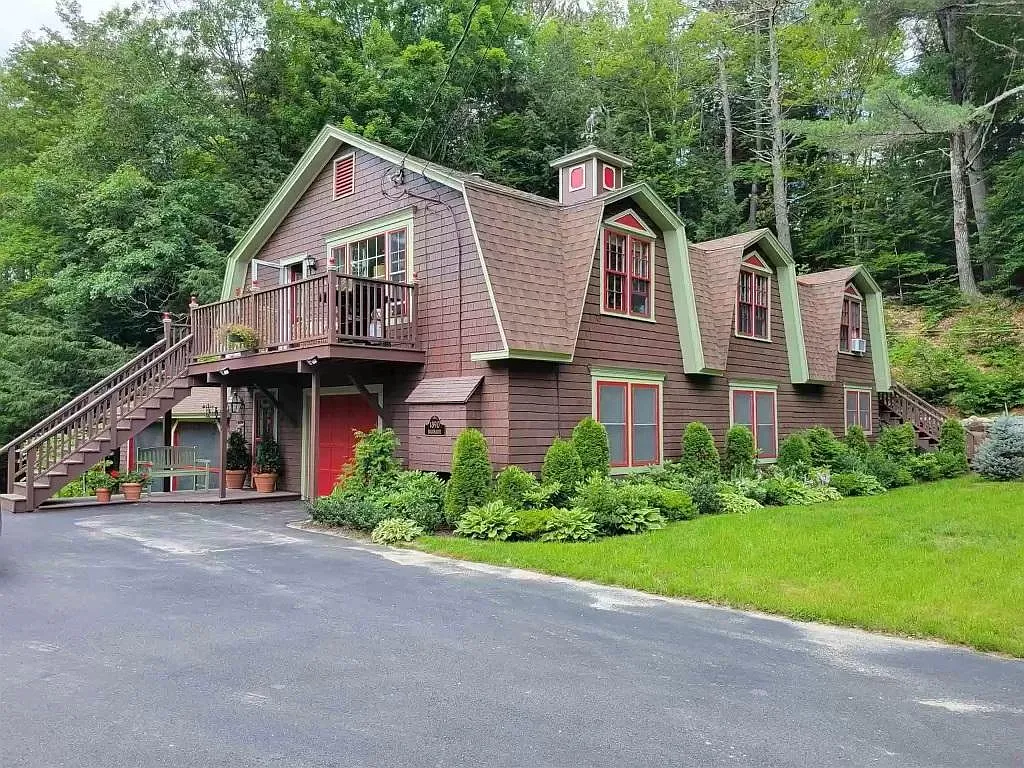 2 bed, 1210 sqft, $2,200 — Photo 1