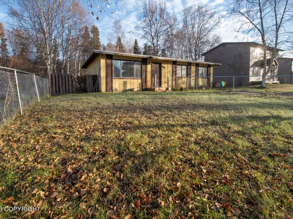 2021 Olympic Dr, Anchorage, AK 99515