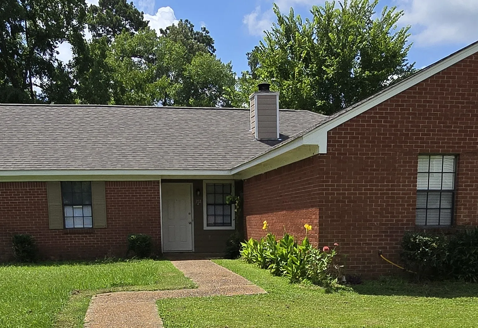 172 Cumberland Road - A — Photo 1