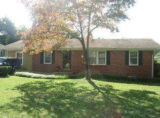 110 Clarke Dr, Athens, GA 30605