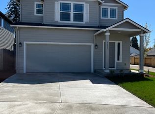 1677 Dotie Dr, Springfield, OR 97477
