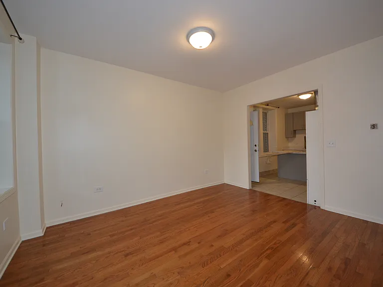 3038 S Canal St #1F — Photo 2