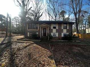4609 Cedar Ridge Trl, Stone Mountain, GA 30083