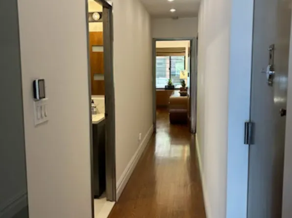 181 7th Avenue image 11 of 16