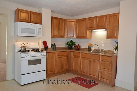 2nd image of 50 Main St APT 3