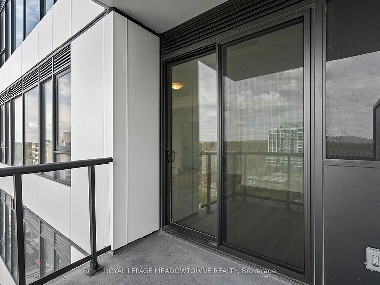 2075 Lakeshore Rd #902 — Photo 15