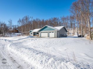 2270 N Dalmore Cir, Palmer, AK 99645