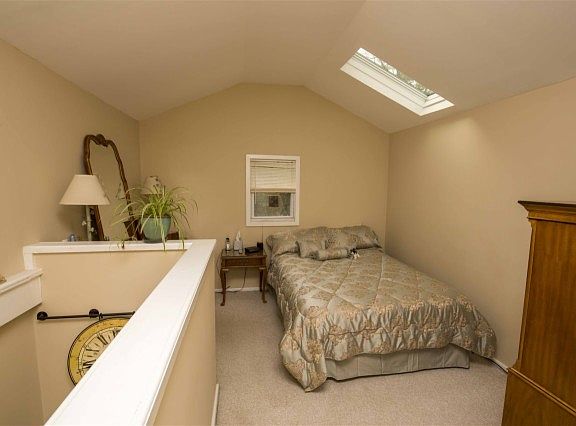 5th image of 8 Broughton Ln