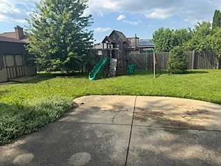 3045 Rosemont Dr — Photo 2