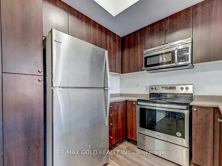 1555 Kingston Rd #201 — Photo 4