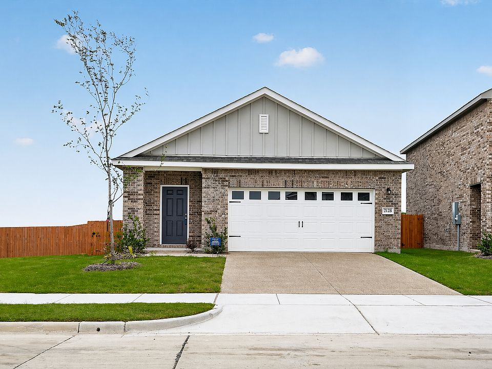 1st image of 2128 Meadow Park Dr