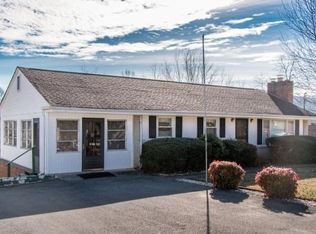 154 Unaka View Rd, Johnson City, TN 37601